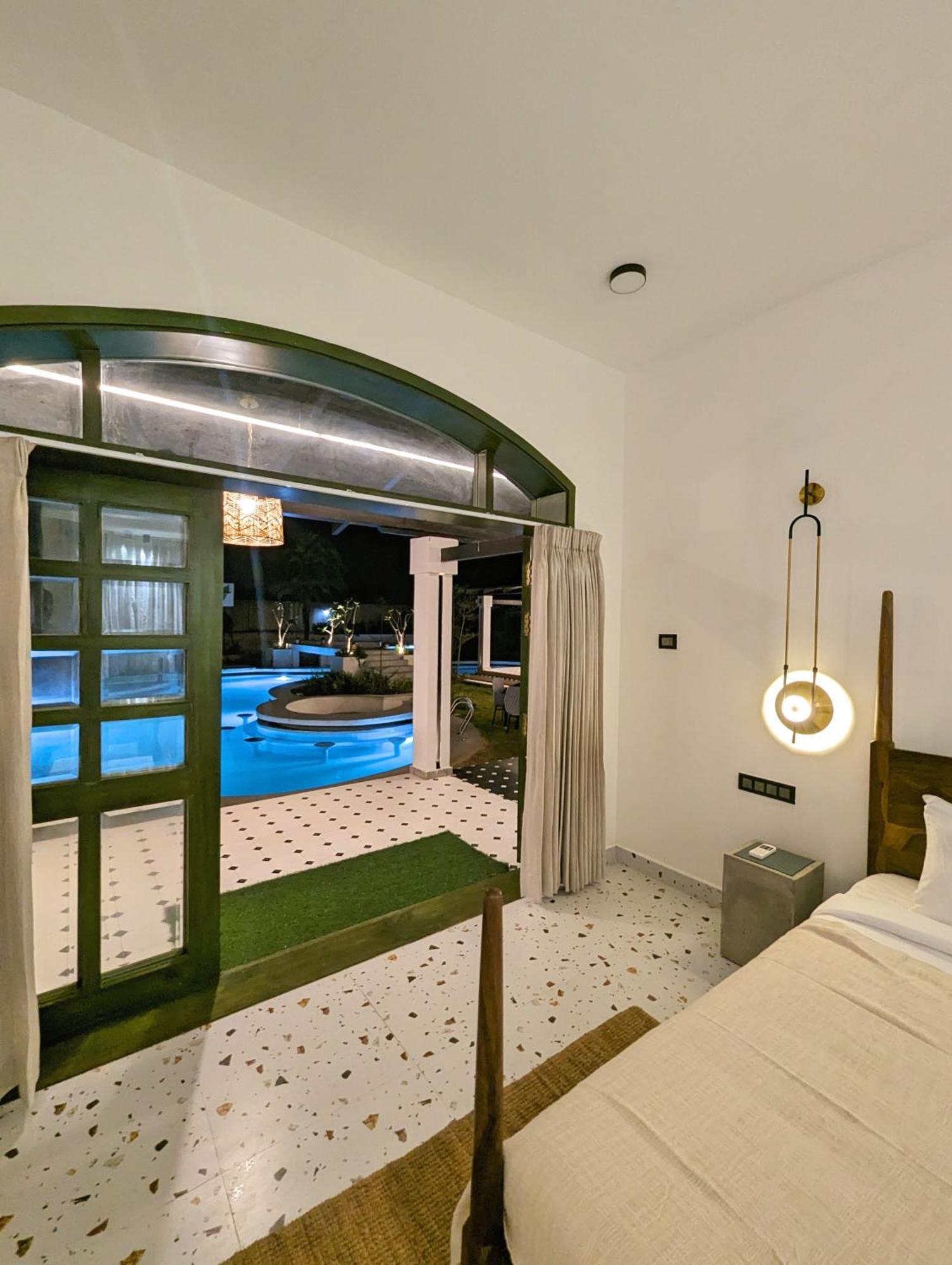 Isles Luxury Beach B&B Mahabalipuram Exterior photo