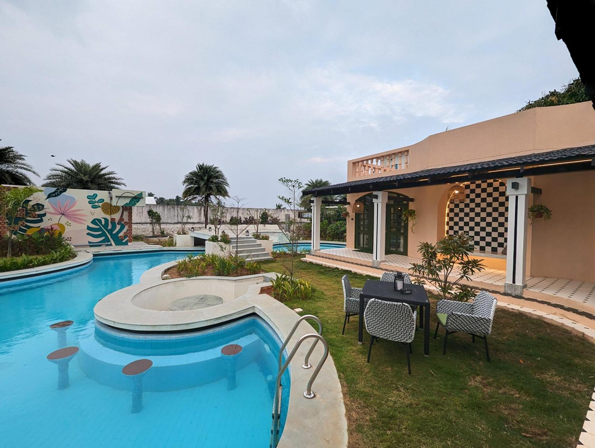 Isles Luxury Beach B&B Mahabalipuram Exterior photo