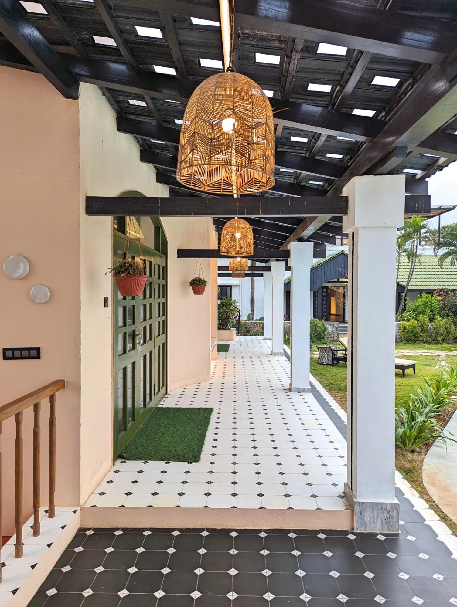 Isles Luxury Beach B&B Mahabalipuram Exterior photo